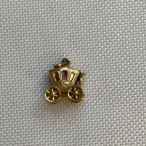 Vintage 10K Gold WL Princess Carriage Charm Pendant Spinning Wheels